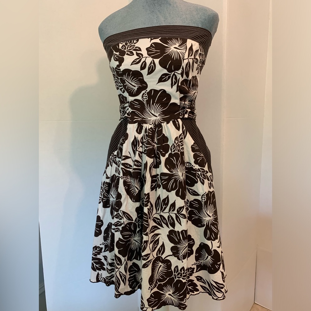 Adorable Brown Floral Hawaiian Strapless Dress Juniors size 3 Charlotte Russe